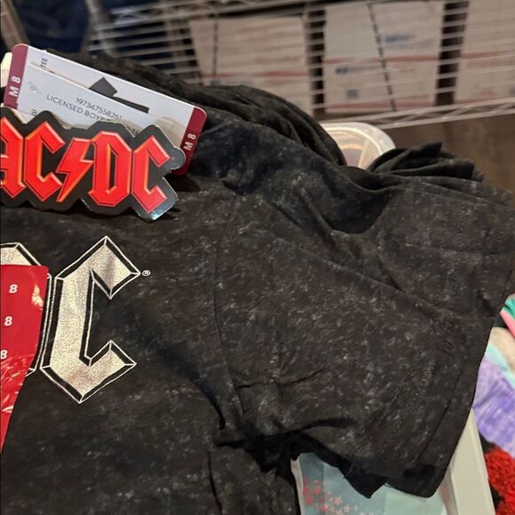NWT Kids ACDC Short Sleeve t-shirt - Picture 3 of 3